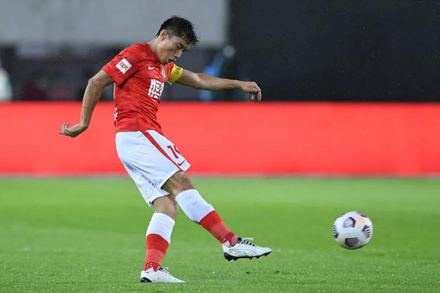 中国女篮25分大胜，李沅珊23分，对手首发9中0一分未得